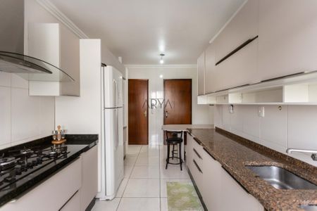 9_photo/94dce44ffb.c1b29f0ee4db1b4c-ATLAS-8135128b-a3fe-40b7-a126-64d5b4601b94.jpg de apartamento à venda com 3 quartos, 117m² em Cristo Rei, Curitiba