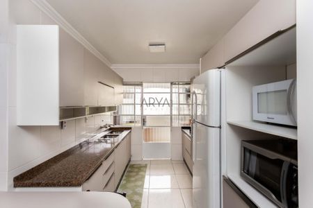 6_photo/94dce44ffb.c1b29f0ee4db1b4c-ATLAS-d88df649-9b11-4443-a834-656f735e0c64.jpg de apartamento à venda com 3 quartos, 117m² em Cristo Rei, Curitiba