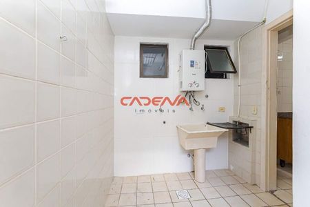 10_photo/94dce44fff.8ca146e4695ff152-ATLAS-12fde2bc-37a7-4428-858d-dfc376fcea1a.jpg de apartamento à venda com 3 quartos, 87m² em Cristo Rei, Curitiba