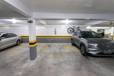 8_photo/94dce45005.f14d7a494a64fc38-ATLAS-d7a892d4-35c5-4ab1-a8a0-b6c4e13f6fca.jpg de apartamento para alugar com 3 quartos, 88m² em Cristo Rei, Curitiba