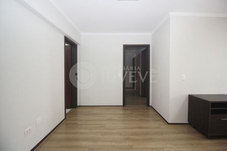 4_photo/94dce45007.ae3d86bef28e162d-ATLAS-68479f94-1d6e-4718-a357-de11150dd5e4.jpg de apartamento para alugar com 3 quartos, 89m² em Cristo Rei, Curitiba