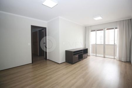 3_photo/94dce45007.ae3d86bef28e162d-ATLAS-73a2a347-b473-45f6-b863-b61a3a9f07ba.jpg de apartamento para alugar com 3 quartos, 89m² em Cristo Rei, Curitiba