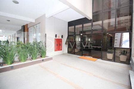 32_photo/94dce45007.ae3d86bef28e162d-ATLAS-99db0d2e-ebf3-42c7-b4d8-fa062e5d5315.jpg de apartamento para alugar com 3 quartos, 89m² em Cristo Rei, Curitiba