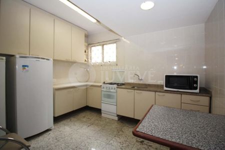 45_photo/94dce45007.ae3d86bef28e162d-ATLAS-dca0bc6d-1f4f-422b-913c-dd585cf09afe.jpg de apartamento para alugar com 3 quartos, 89m² em Cristo Rei, Curitiba