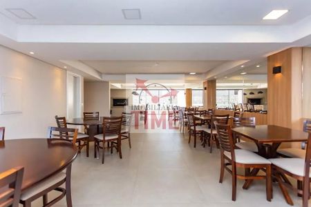 21_photo/94dce45009.cbd9561533afdf61-ATLAS-97623cdc-7c94-41e1-a637-ec4f51f2e3c8.jpg de apartamento à venda com 1 quarto, 28m² em Cristo Rei, Curitiba