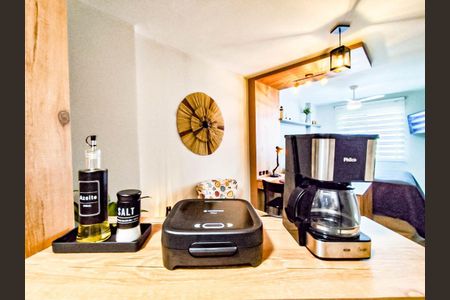 11_photo/94dce4500f.e20d587859335a7f-ATLAS-593aa8f6-1a77-4793-8ba0-83c8c3fa92da.jpg de apartamento para alugar com 1 quarto, 17m² em Cristo Rei, Curitiba