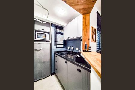 19_photo/94dce4500f.e20d587859335a7f-ATLAS-a35d5177-7014-4f8f-b55b-b0e977e44a10.jpg de apartamento para alugar com 1 quarto, 17m² em Cristo Rei, Curitiba