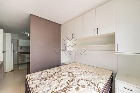 5_photo/94dce4504d.3c78d5fe0f4aa243-ATLAS-31fdfffb-600f-44bf-9aec-b831cf64aa5a.jpg de apartamento para alugar com 1 quarto, 29m² em Cristo Rei, Curitiba