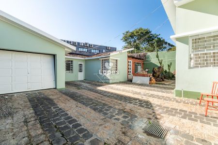 23_photo/94dce45127.cdd4f02be08f0036-ATLAS-19c4e924-0d65-4054-bccb-519625c8c1d0.jpg de casa à venda com 3 quartos, 350m² em Jardim Botânico, Curitiba