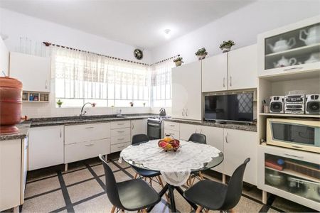 1_photo/94dce45127.cdd4f02be08f0036-ATLAS-b7cd917a-b9bd-43bc-9f22-ca2892c6ec6a.jpg de casa à venda com 3 quartos, 350m² em Jardim Botânico, Curitiba