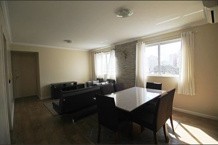 3_photo/94dce4514f.25dab372a8e930f4-ATLAS-3f0c58b7-1dfe-4d73-b905-032f7975c38d.jpg de apartamento para alugar com 2 quartos, 65m² em Jardim Botânico, Curitiba