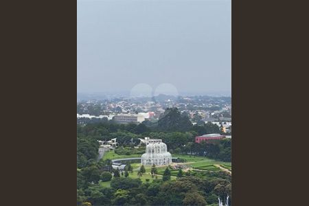 10_photo/94dce451a3.7b0f84ee883ae8f5-ATLAS-dda8ecc9-3cab-43cb-af41-518fab85c44e.jpg de apartamento à venda com 3 quartos, 81m² em Cristo Rei, Curitiba