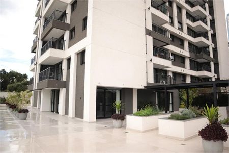 37_photo/94dce451a3.7b0f84ee883ae8f5-ATLAS-f93a130b-8a37-4457-be94-b3e97e9bddc0.jpg de apartamento à venda com 3 quartos, 81m² em Cristo Rei, Curitiba