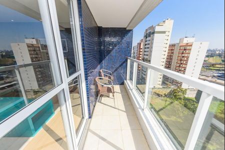 28_photo/94dce451ab.0f81dd1a9a4f6ffb-ATLAS-4ecb03b3-0814-4933-aea5-3b5d55b4831b.jpg de apartamento à venda com 2 quartos, 73m² em Jardim Botânico, Curitiba