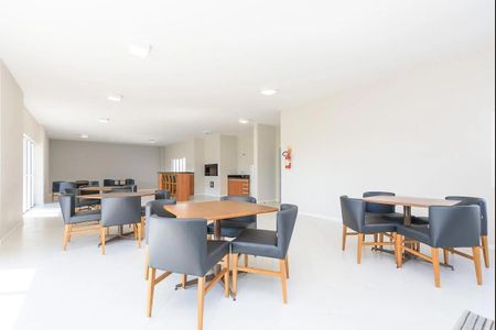 4_photo/94dce451ad.aafc750051720c32-ATLAS-fdf7bbad-e98f-4dbf-b29d-7264dbe02466.jpg de apartamento à venda com 2 quartos, 647m² em Jardim Botânico, Curitiba