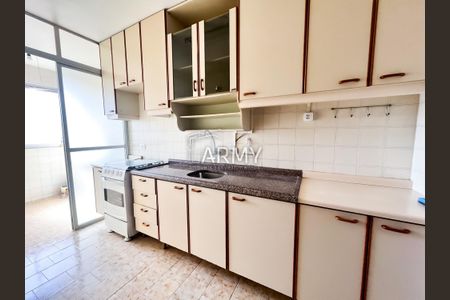 4_photo/94dce451c1.5b63f18bcccc212e-ATLAS-21b6fe4a-6722-4833-b611-04e7e4e451d9.jpg de apartamento para alugar com 2 quartos, 45m² em Cristo Rei, Curitiba