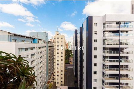 3_photo/94dce451c1.ba3ee0306e2bc20d-ATLAS-1f6b325e-9f7a-4fc5-8ce1-eec10636a287.jpg de apartamento para alugar com 2 quartos, 54m² em Cristo Rei, Curitiba