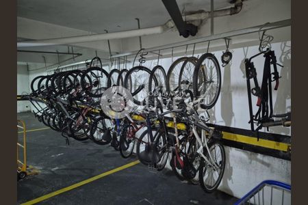 5_photo/94dce451c9.d7d020d5d77bfdcd-ATLAS-2def420c-1ab3-4d2f-9f47-29524cc295a1.jpg de apartamento para alugar com 1 quarto, 44m² em Cristo Rei, Curitiba