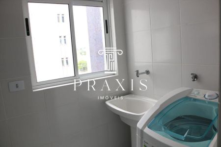 5_photo/94dce451cf.833a7645566e3618-ATLAS-a0ae2d6d-f070-4e71-952e-c57f2da53ace.jpg de apartamento à venda com 2 quartos, 73m² em Cristo Rei, Curitiba