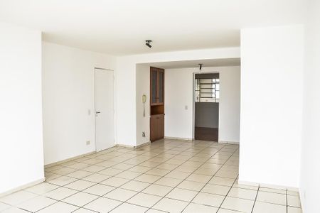 11_photo/94dce451d1.0a32700d332bd690-ATLAS-66886441-27da-4e7f-bd2d-3e3da9c3bfe3.jpg de apartamento para alugar com 3 quartos, 123m² em Cristo Rei, Curitiba