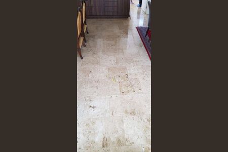 36_photo/94dce451eb.e6f02a1e96aef2b1-ATLAS-e433125d-f93d-48ae-adeb-ab5e18d86fcd.jpg de apartamento à venda com 3 quartos, 350m² em Cristo Rei, Curitiba