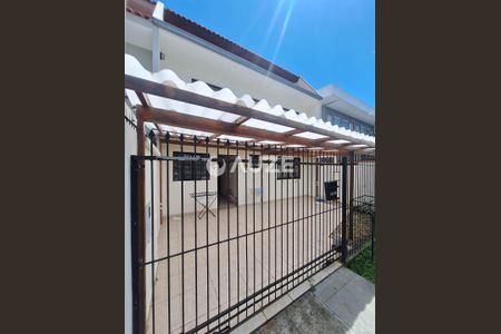 3_photo/94dce45283.ceff8192393c33de-ATLAS-2bc9fe61-efd2-4fda-a3b6-f897483afe0d.jpg de casa à venda com 4 quartos, 151m² em Cristo Rei, Curitiba
