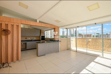 22_photo/94dce452c5.98cf39ec7952f033-ATLAS-5b16e2f0-e753-4c99-ae6b-c92ba9e99ca9.jpg de apartamento à venda com 3 quartos, 77m² em Cristo Rei, Curitiba