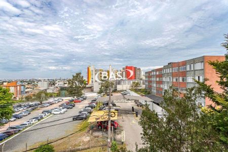 8_photo/94dce45357.8e5c7858c8ac873e-ATLAS-3fbf28b1-e972-42b6-b673-92286d9a22f6.jpg de apartamento à venda com 3 quartos, 67m² em Cristo Rei, Curitiba