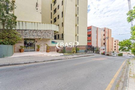 4_photo/94dce45357.8e5c7858c8ac873e-ATLAS-ad8a1dea-a867-4c73-a861-37586a97e391.jpg de apartamento à venda com 3 quartos, 67m² em Cristo Rei, Curitiba
