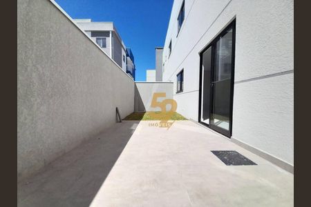 5_photo/94dce453f3.7bffc65aaa54ebfc-ATLAS-c13b59eb-20c9-4a44-82b1-1281a4ebbd3a.jpg de casa à venda com 3 quartos, 121m² em Jardim Botânico, Curitiba