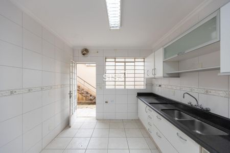 8_photo/94dce45425.adea7a1cd79bc600-ATLAS-e94bee03-cb76-47eb-8a57-1b00ee409d77.jpg de casa à venda com 4 quartos, 405m² em Jardim Botânico, Curitiba