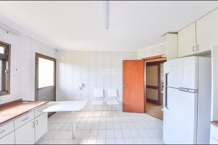 8_photo/94dce45433.ff814dd41d6488d0-ATLAS-a017d46d-3a00-475d-b01b-1bacfda9ade7.jpg de casa à venda com 4 quartos, 369m² em Jardim Botânico, Curitiba