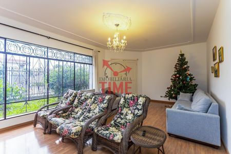 5_photo/94dce45459.6d966f5fb5582f4e-ATLAS-2837517b-d34a-4e9b-a68f-005737235cf1.jpg de casa à venda com 5 quartos, 216m² em Jardim Botânico, Curitiba