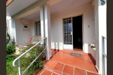 7_photo/94dce455af.2c15601846e0cf59-ATLAS-6c266dc6-7d91-4e0e-b0a9-6ee5a8e19d6e.jpg de casa à venda com 4 quartos, 150m² em Jardim Botânico, Curitiba