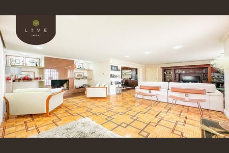 3_photo/94dce4560b.1c5ee5b12bdcf8f7-ATLAS-17197989-a974-4c0a-ae45-c6ed4eac82fc.jpg de casa à venda com 3 quartos, 270m² em Jardim Botânico, Curitiba