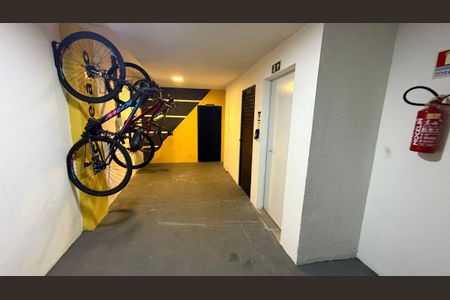 13_photo/94dce45699.ae6c0d4ae2e822c2-ATLAS-cb1cbd6d-eb88-48b4-bf25-bfd54df17d84.jpg de kitnet/studio à venda com 1 quarto, 22m² em Jardim Botânico, Curitiba