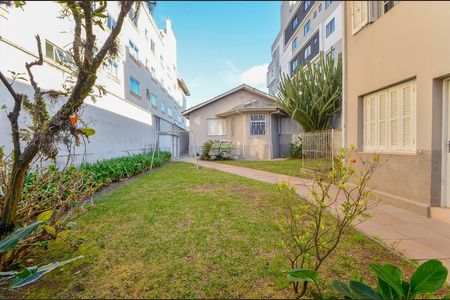 6_photo/94dce4569f.9e8f1c97e4a047f1-ATLAS-2497b3b7-27a7-4c12-a7d9-ebe0bfc4db1c.jpg de casa à venda com 3 quartos, 343m² em Jardim Botânico, Curitiba