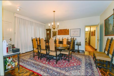 10_photo/94dce4569f.9e8f1c97e4a047f1-ATLAS-36e630d3-25b0-49ce-b8b4-e8563a2d7453.jpg de casa à venda com 3 quartos, 343m² em Jardim Botânico, Curitiba