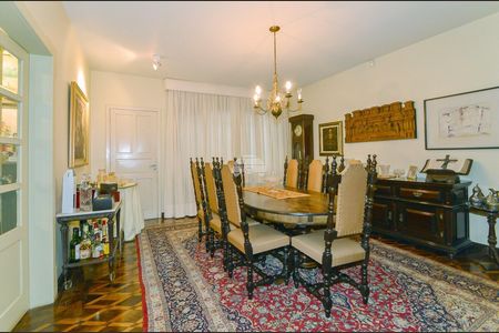 12_photo/94dce4569f.9e8f1c97e4a047f1-ATLAS-6c9db87c-db75-4331-a449-6c3dd413cc54.jpg de casa à venda com 3 quartos, 343m² em Jardim Botânico, Curitiba