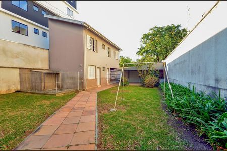 34_photo/94dce4569f.9e8f1c97e4a047f1-ATLAS-c0d51298-2e9d-4cb9-a28b-11bbb2d34a27.jpg de casa à venda com 3 quartos, 343m² em Jardim Botânico, Curitiba