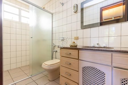 7_photo/94dce4569f.9e8f1c97e4a047f1-ATLAS-d2c406b7-a3ff-4cac-bf1b-0a8f1cff7acf.jpg de casa à venda com 2 quartos, 343m² em Jardim Botânico, Curitiba