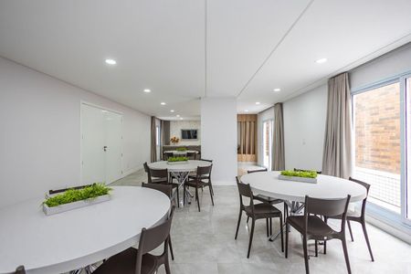 2_photo/94dce456a7.7042985c7bcf9f99-ATLAS-6ceee8d6-734c-486f-aa57-e7bf79fb1f02.jpg de apartamento para alugar com 2 quartos, 69m² em Jardim Botânico, Curitiba