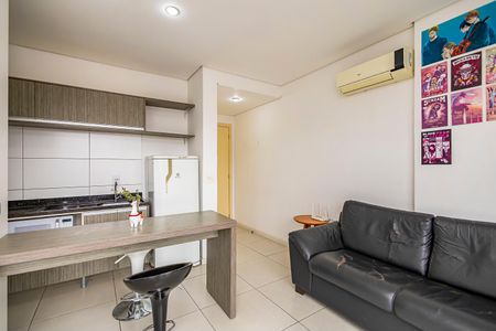 4_photo/94dce4587b.7d49f92876c4d293-ATLAS-4bb43579-2035-4c3d-a6eb-367e6b9d73a9.jpg de apartamento à venda com 1 quarto, 34m² em Rebouças, Curitiba