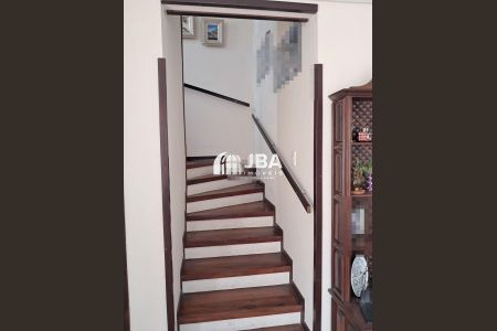 5_photo/94dce458c1.2121f4c72a2ba616-ATLAS-3bcfe463-7339-42b1-9b93-85f8b6233d3d.jpg de casa à venda com 4 quartos, 267m² em Rebouças, Curitiba