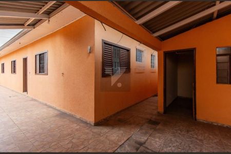 3_photo/94dce4591f.b01e04432d081146-ATLAS-9ed24a2b-205f-4a18-a9d3-49c1ddf43328.jpg de casa à venda com 3 quartos, 325m² em Jardim Botânico, Curitiba