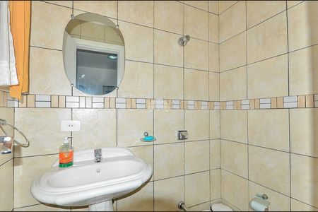 7_photo/94dce459d5.4909862b8c1c38b1-ATLAS-b59beeee-6b96-46cb-9aec-3186832897e0.jpg de casa à venda com 3 quartos, 364m² em Rebouças, Curitiba