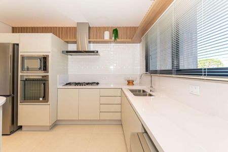 27_photo/94dce45ab3.0f81dd1a9a4f6ffb-ATLAS-8c655d3d-630b-4e32-a4aa-6fbb3ad6dbc2.jpg de apartamento à venda com 3 quartos, 150m² em Juvevê, Curitiba