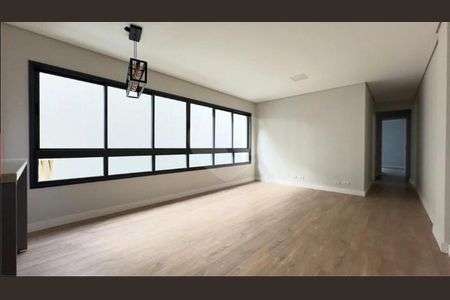 3_photo/94dce45c3f.8406d85b1cc03178-ATLAS-179b6a75-40bb-40a5-80ee-c5fb098e4084.jpg de apartamento à venda com 2 quartos, 68m² em Rebouças, Curitiba