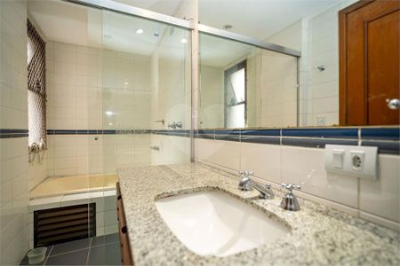 2_photo/94dce45c47.a09f5c825cd18e29-ATLAS-e7d8228d-dd05-4c95-9537-0f36747d34ba.jpg de apartamento à venda com 1 quarto, 350m² em Rebouças, Curitiba