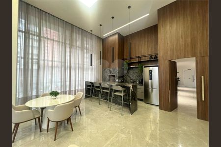 4_photo/94dce45ccf.f87c5f63b588f4d4-ATLAS-25b686a1-811b-471d-ac36-22c8e82f054d.jpg de apartamento à venda com 3 quartos, 172m² em Rebouças, Curitiba